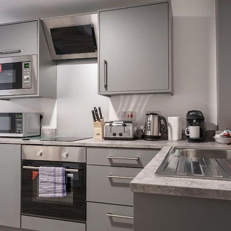 Lovely 1 Bed Apartment In Liverpool Centre エクステリア 写真