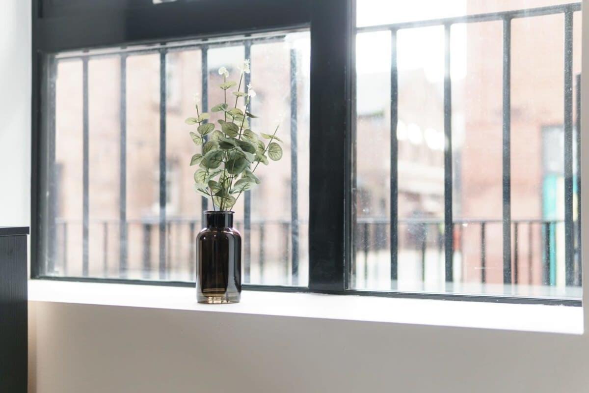 Lovely 1 Bed Apartment In Liverpool Centre エクステリア 写真