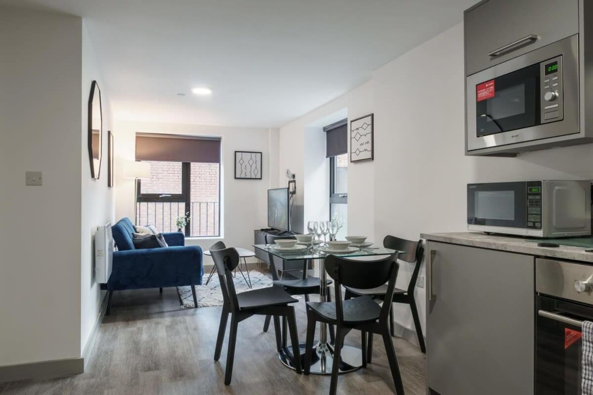 Lovely 1 Bed Apartment In Liverpool Centre エクステリア 写真