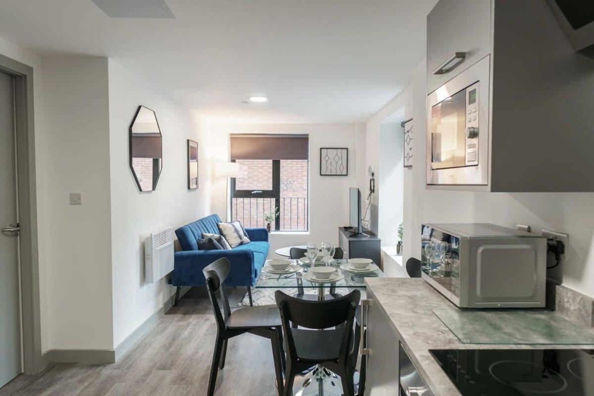 Lovely 1 Bed Apartment In Liverpool Centre エクステリア 写真